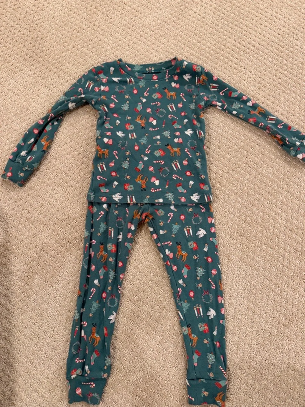 Amazon Essentials x Sofia Grainge Teal Holiday Print Pajama Set